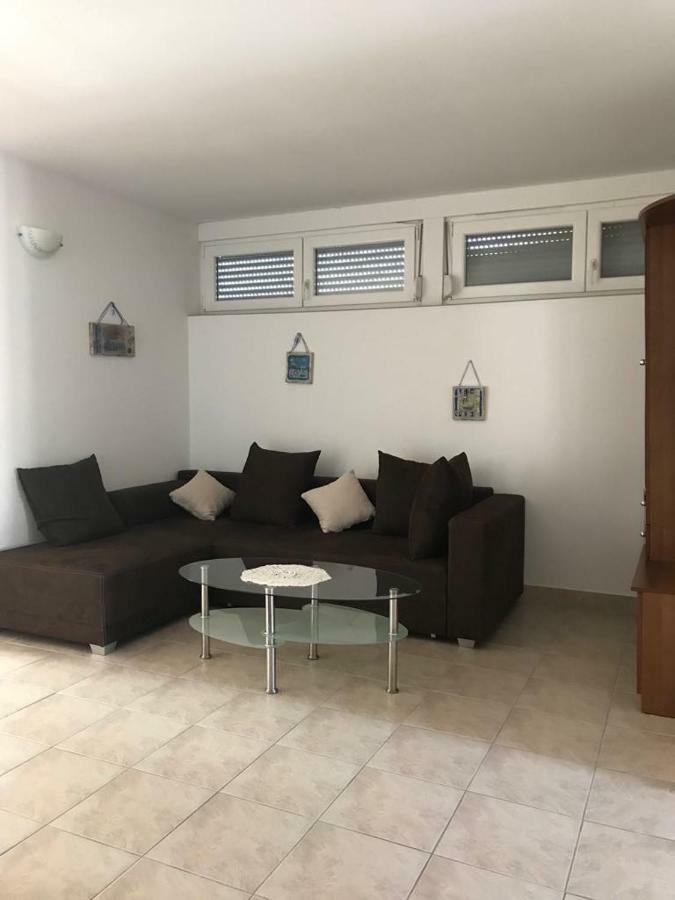 Debeljak Apartmani Livk מראה חיצוני תמונה