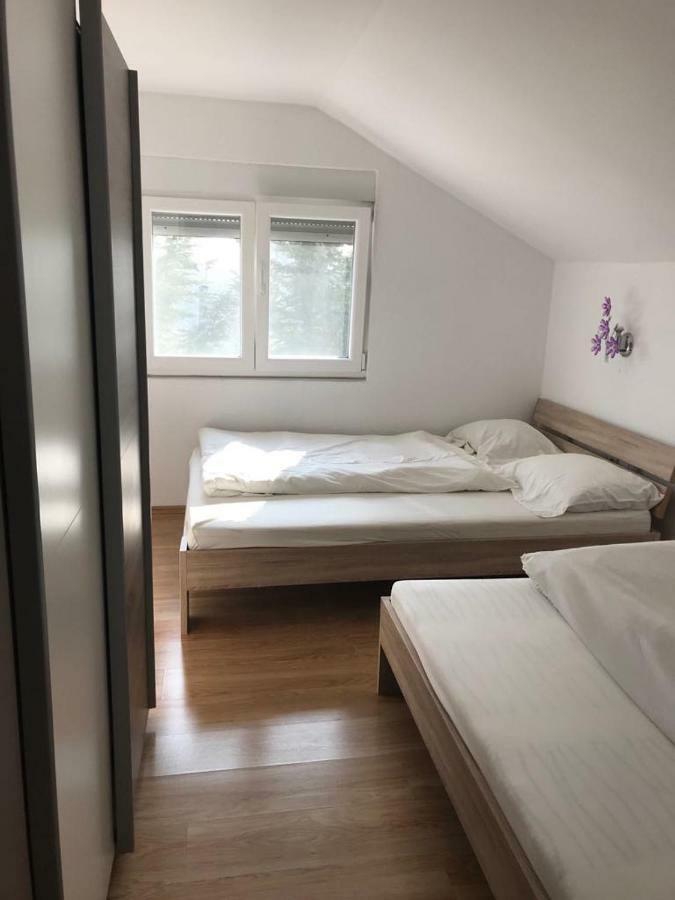 Debeljak Apartmani Livk מראה חיצוני תמונה