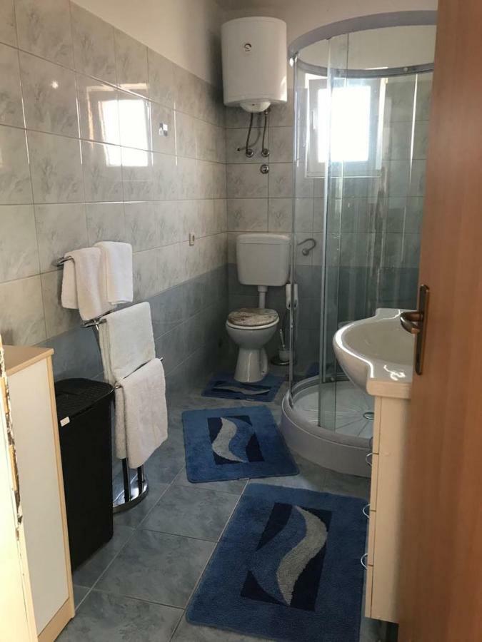 Debeljak Apartmani Livk מראה חיצוני תמונה