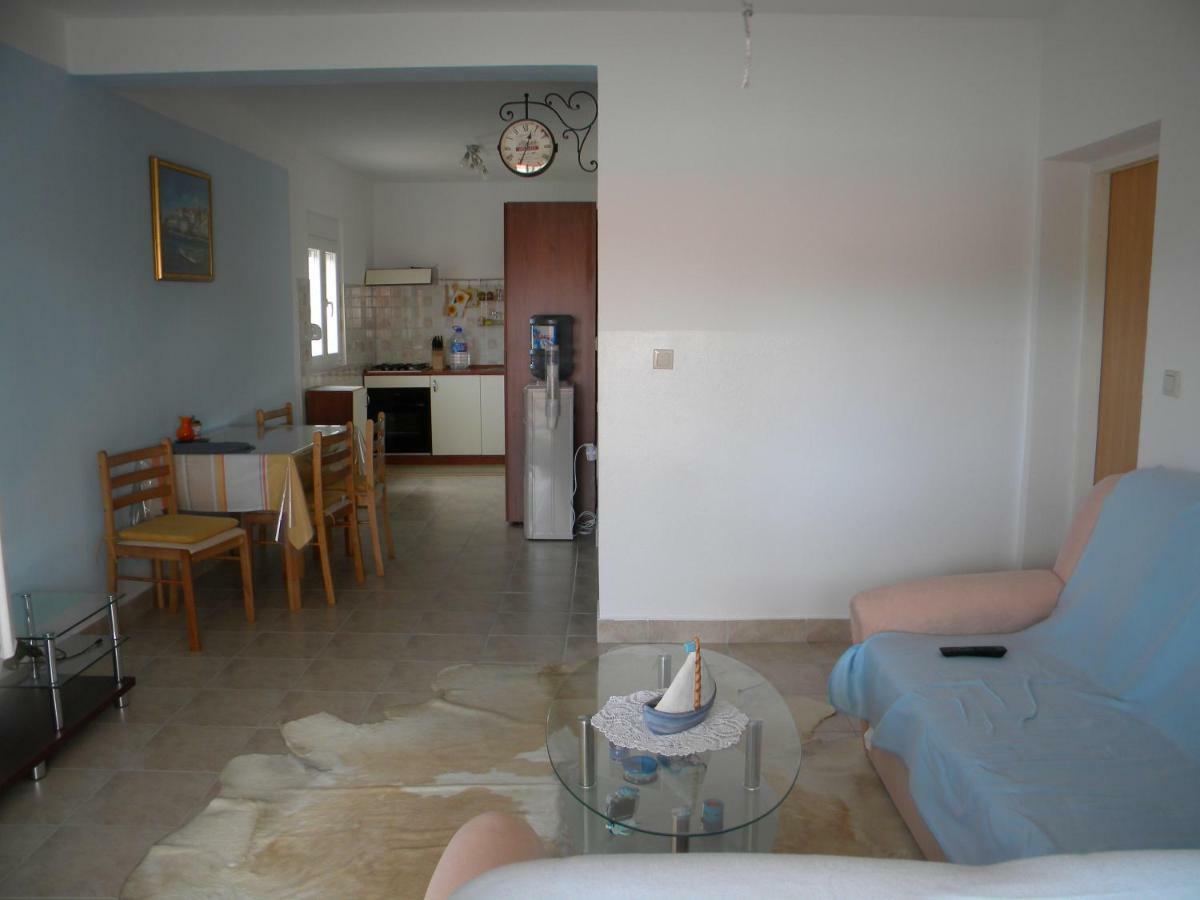 Debeljak Apartmani Livk מראה חיצוני תמונה