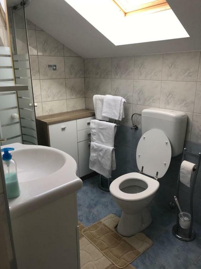 Debeljak Apartmani Livk מראה חיצוני תמונה
