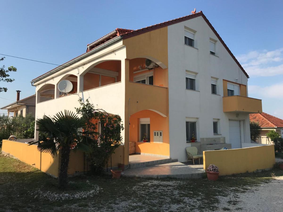 Debeljak Apartmani Livk מראה חיצוני תמונה